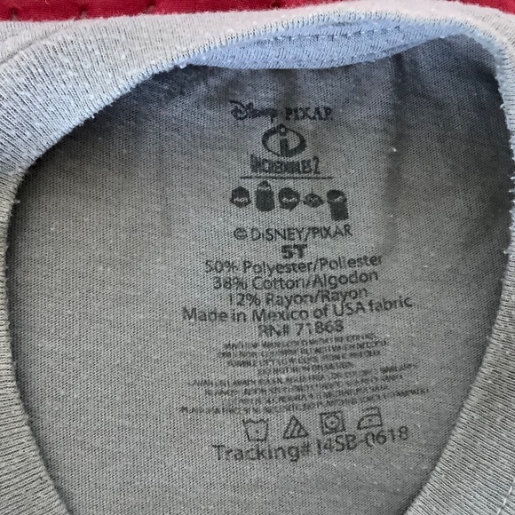 Bundle of 2 Boy T Shirts Disney Incredibles 2 and Gymboree - Picture 5 of 11